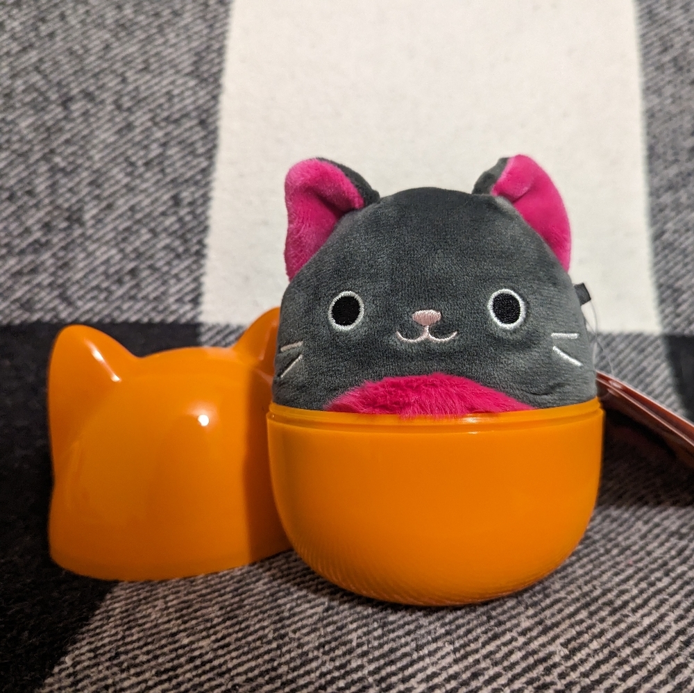 FREE w/ Purchase Catarina Cat 4"